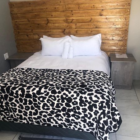 The Nest Overnight And Accommodation Usakos Exteriör bild